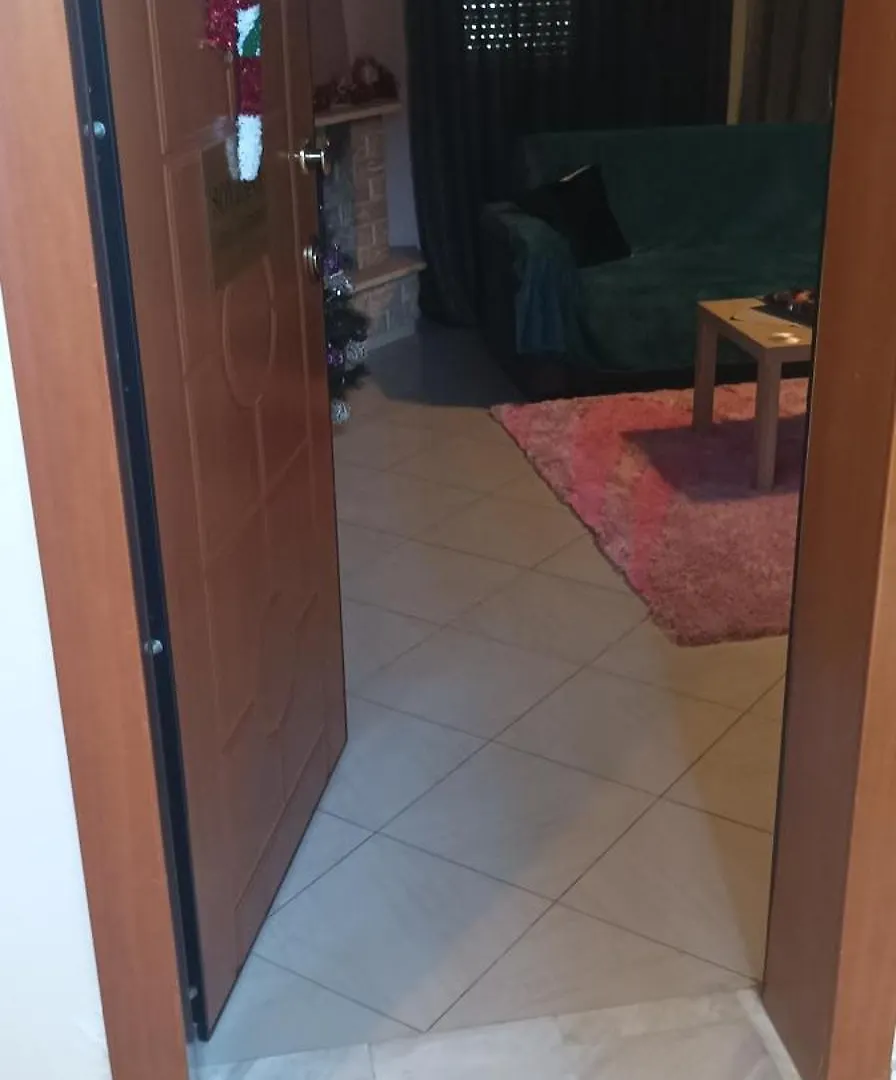 Soyzana Family Apartment Peraia