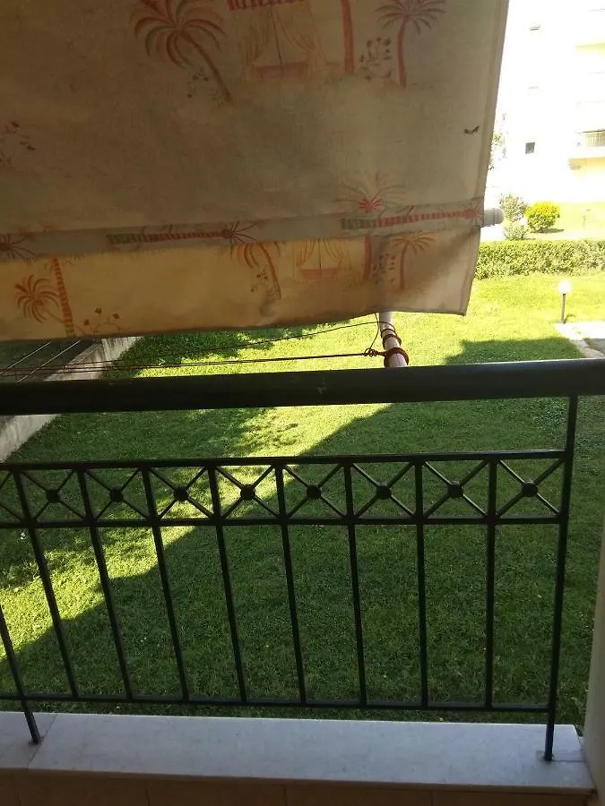 Soyzana Family Apartment Peraia